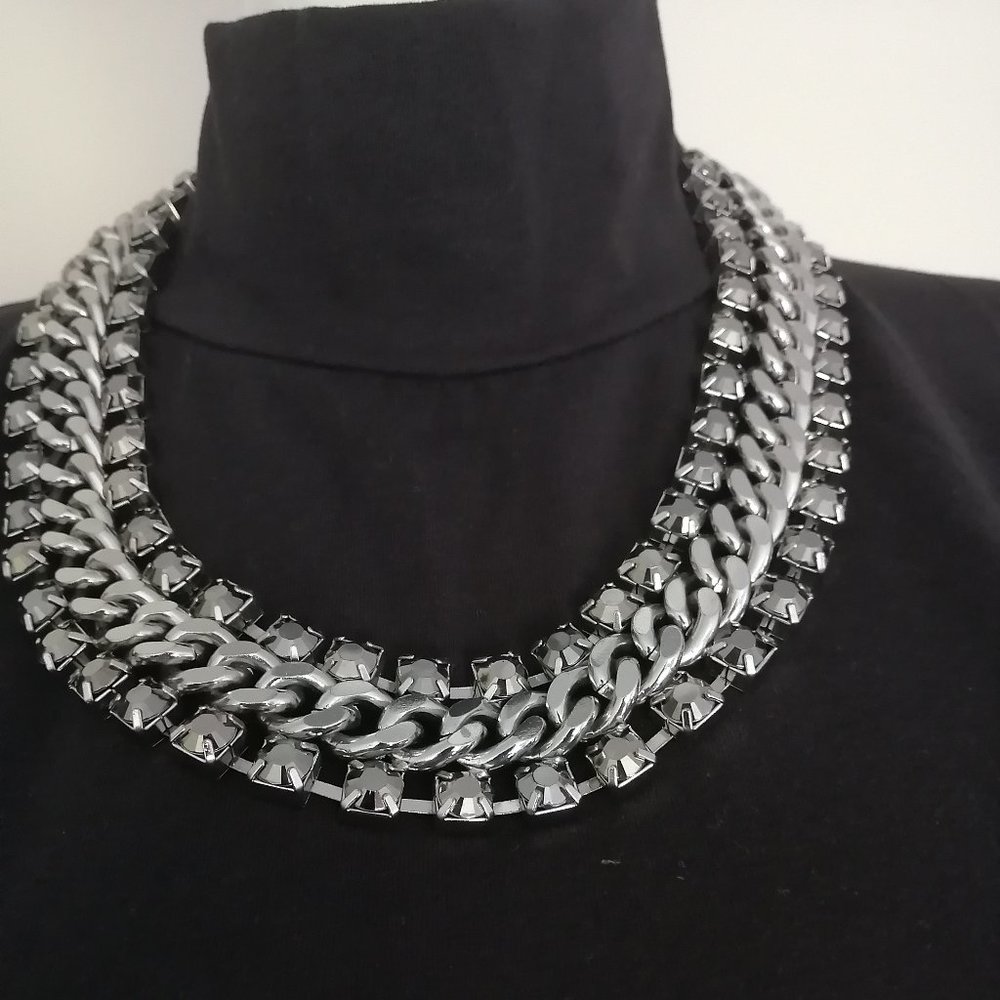 Necklace - Picture 1 of 2